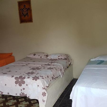 Montanita Garden Hostal Bagian luar foto