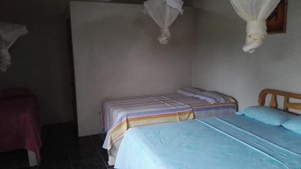 Montanita Garden Hostal Bagian luar foto