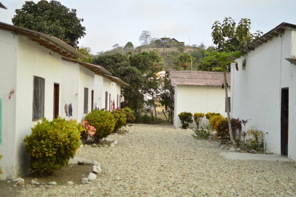 Montanita Garden Hostal Bagian luar foto