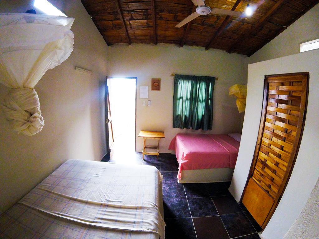 Montanita Garden Hostal Bagian luar foto