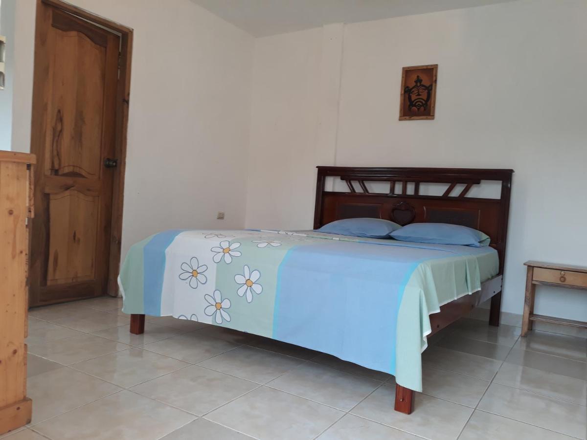 Montanita Garden Hostal Bagian luar foto